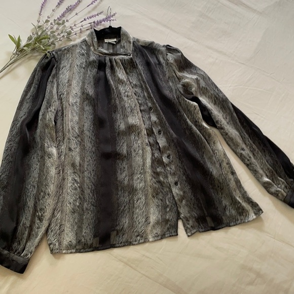 Nicola Blouse - Picture 1 of 7